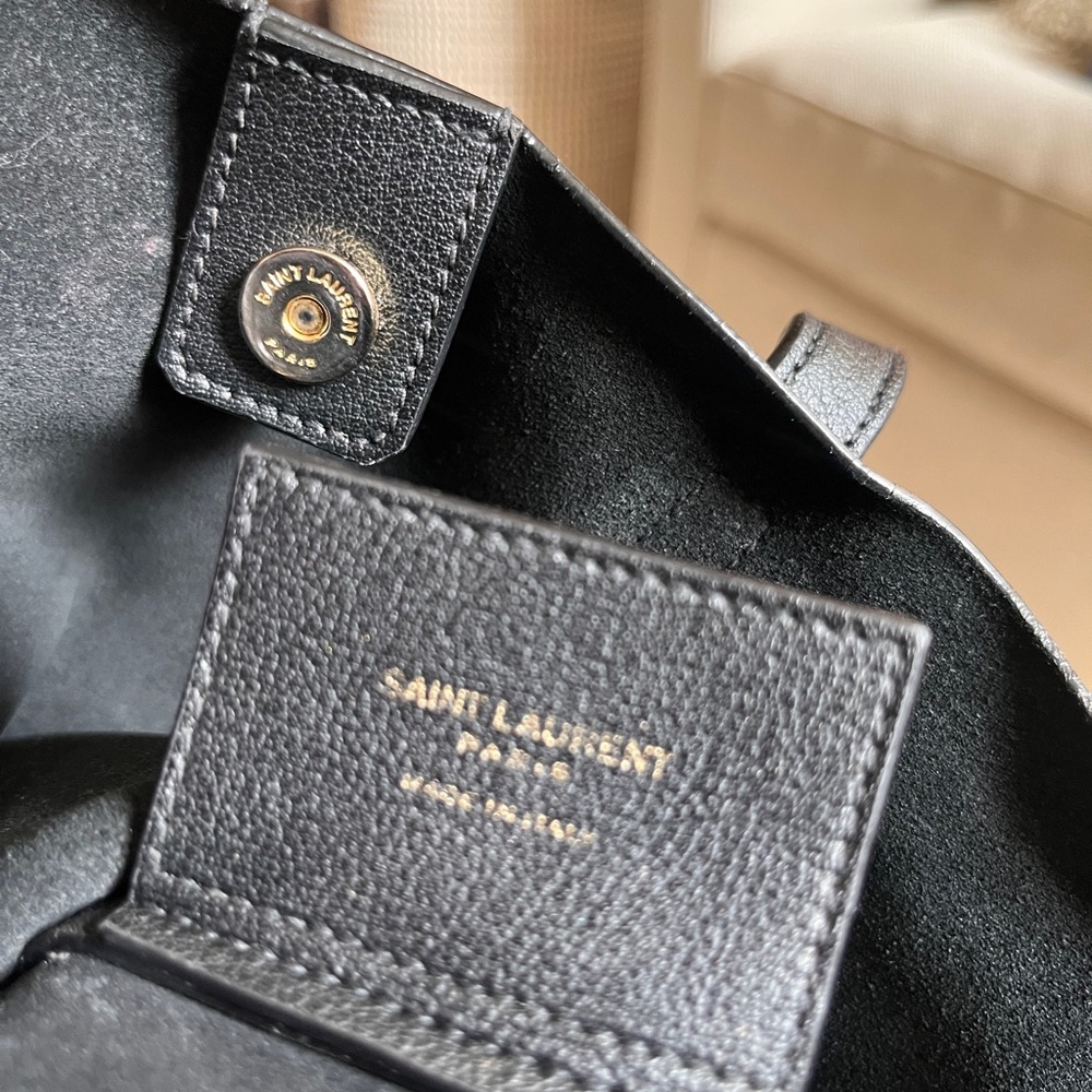 Saint Laurent Toy North/South Black Leather Tote - Picture 9 of 16